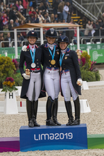 Dressage Individual Medals by Sarah Miller MacMillan photography DSC 3825