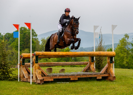 Caroline Pamukcu on HSH Double Sixteen Cealy Tetley