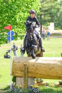 Caroline Pamuukcu on HSH Blake Sarah Miller for kacMillan PhotographyMacMillan