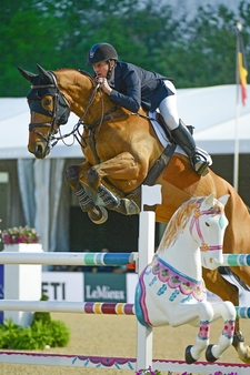 McLain Ward on High Star Hero Sarah Miller MacMillan Photography