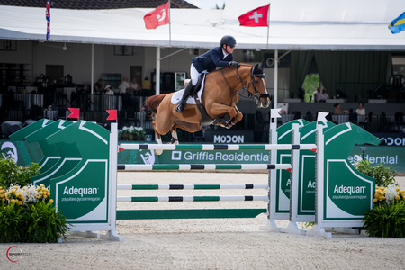 Shane Sweetnam on Corlaan van Klapscheut Sportfpt