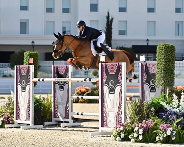 Shane Sweetnam on Cotiaan van Klapscheut
