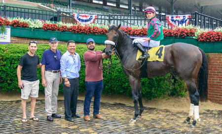 Tatters in the Winners Circle at DelawarePark photoby Hoofprints