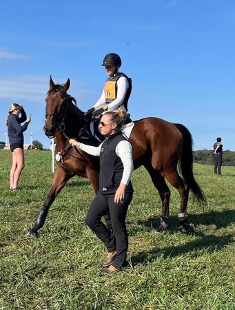 candid girl leading rider Christianson